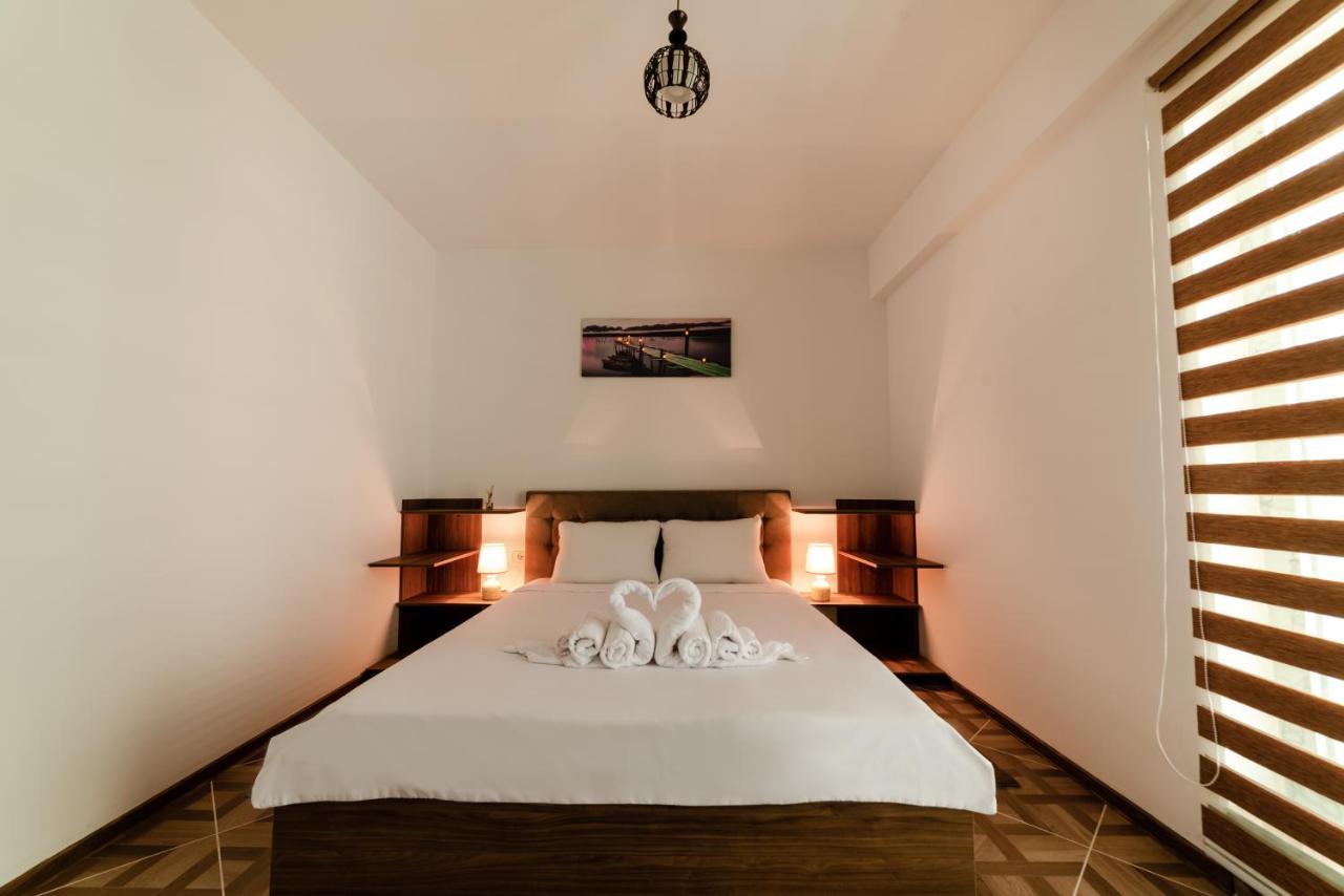 Derya Suites - Mamaia Nord Năvodari Extérieur photo