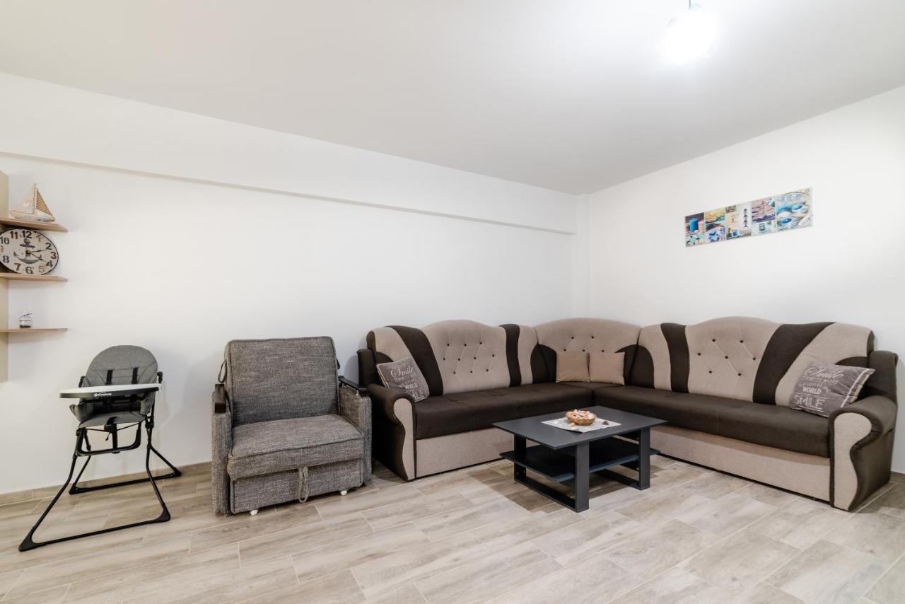 Derya Suites - Mamaia Nord Năvodari Extérieur photo