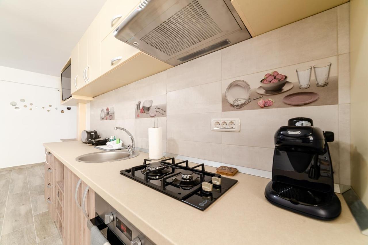 Derya Suites - Mamaia Nord Năvodari Extérieur photo